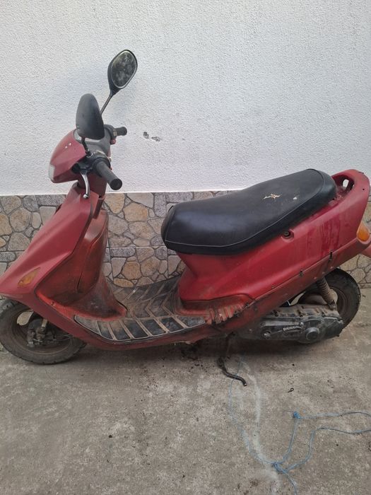 Vând scuter yamaha de 50