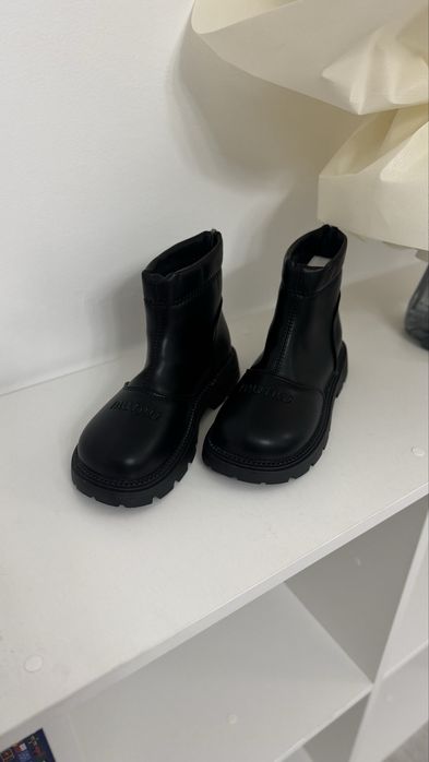 Ботинки стильные