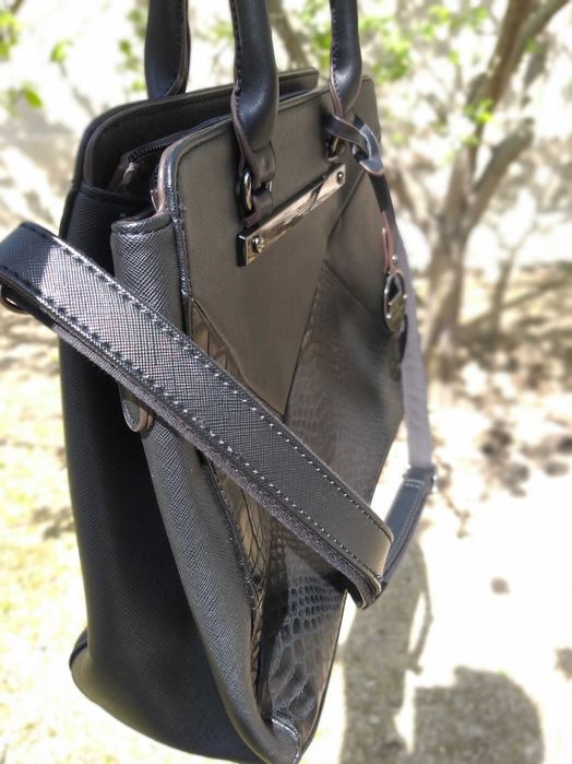 Сумка бренд Девид Джонс