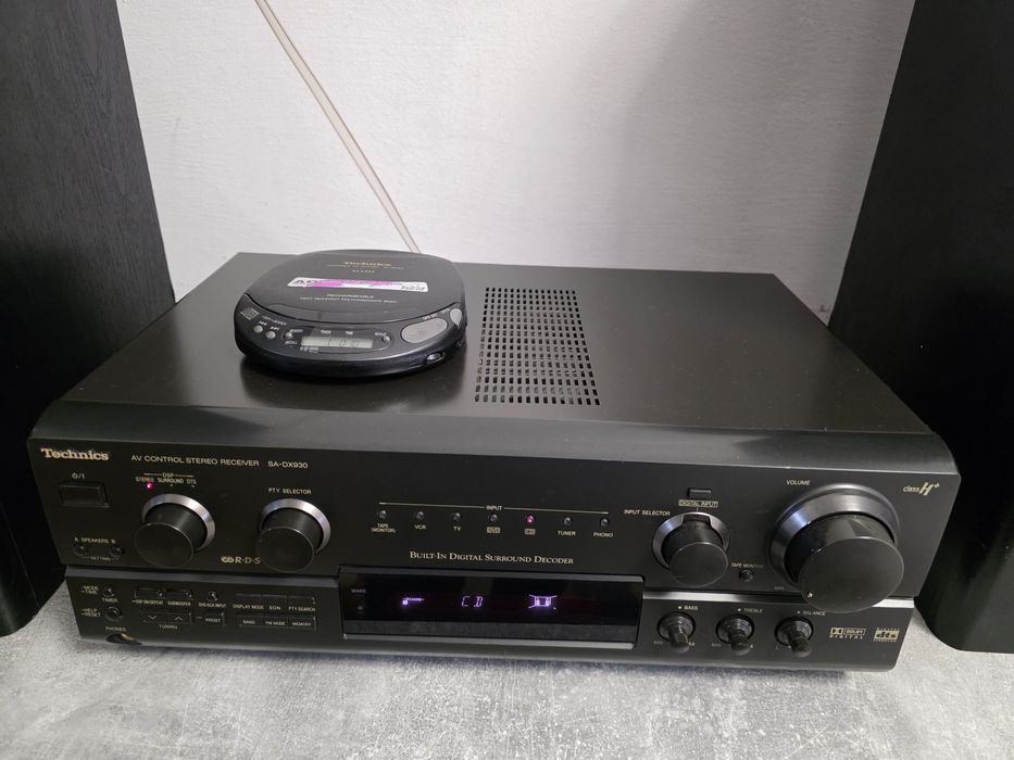 Amplituner 5.1 Technics SA-DX 930 ,100w/canal  în stare foarte bună