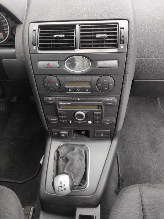 Продавам на части FORD MONDEO 2.0 i 145 к.с.