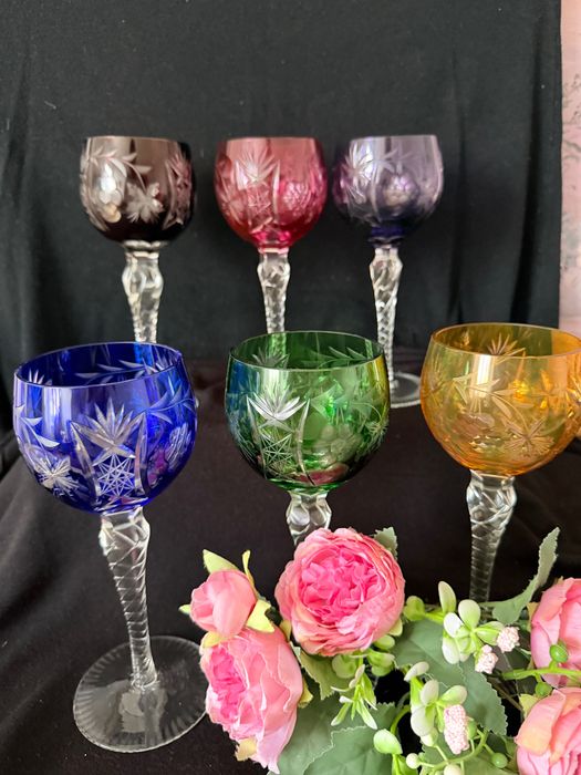 Чаша за вино от немски цветен оловен кристал (Bleikristall)