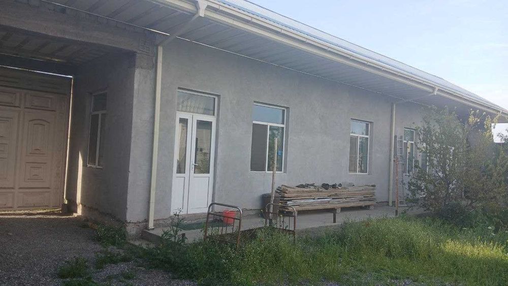 Dahbedda tayyor hovli uy sotiladi