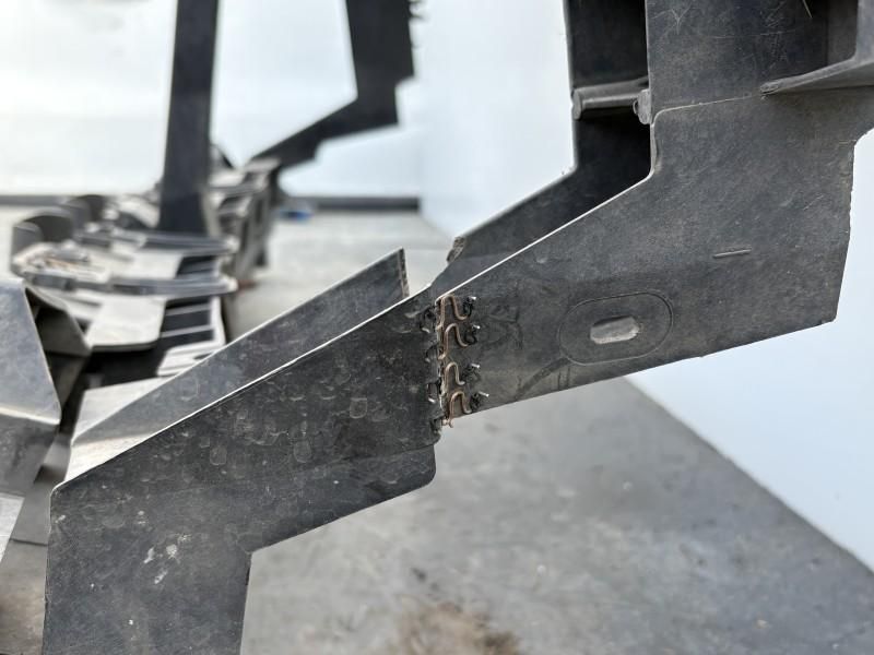 Trager cu defect Nissan NV300