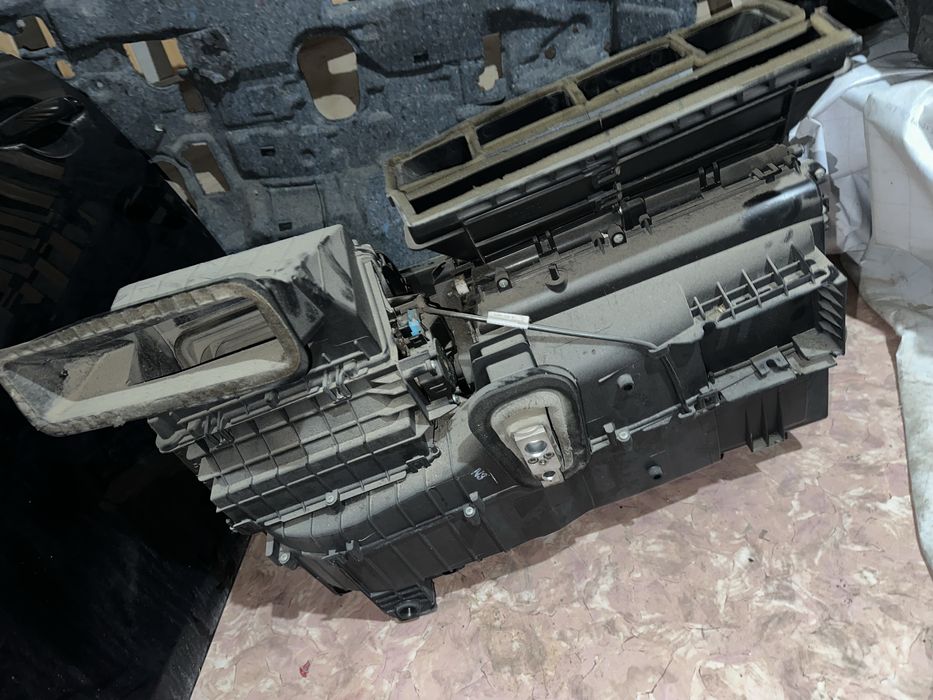 Корпус печки с моторчиком toyota camry 40
