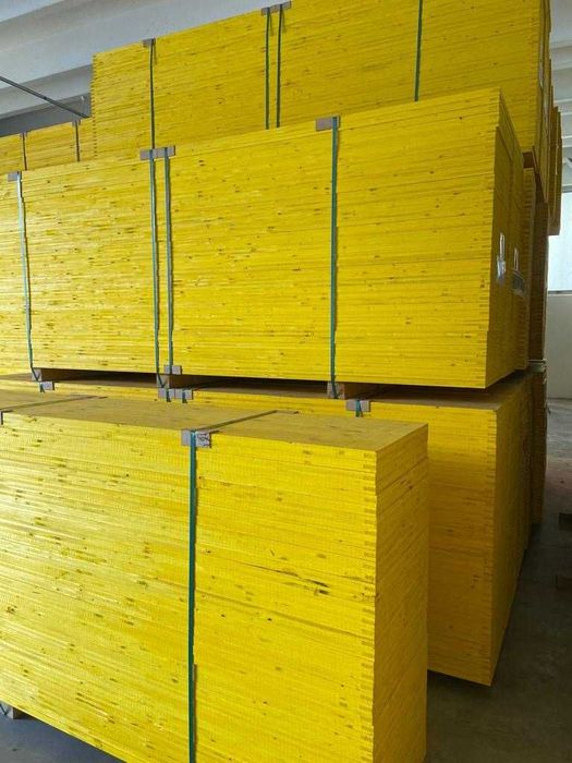 Panou tip Doka Noi, placa galbena pentru cofraj – panouri fabricate in Italia