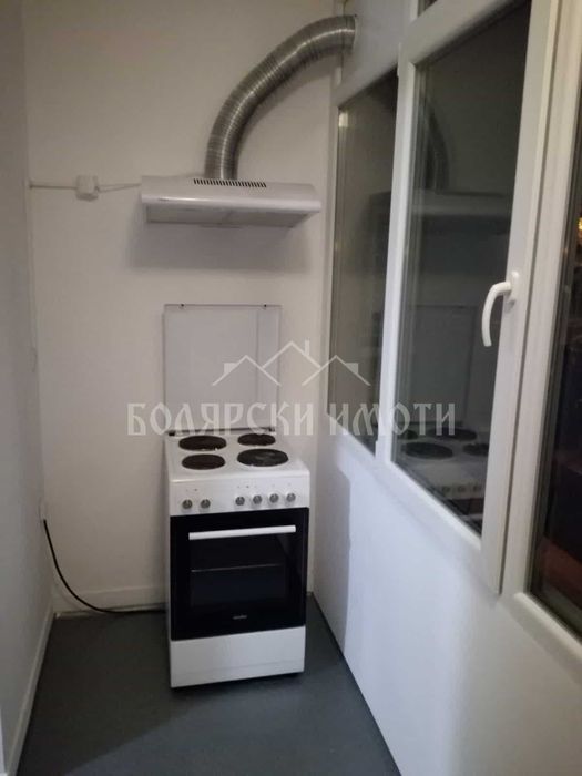 Дава се под наем Двустаен апартамент в Велико Търново, Център - 55 кв.м за 306 € - Снимка #7