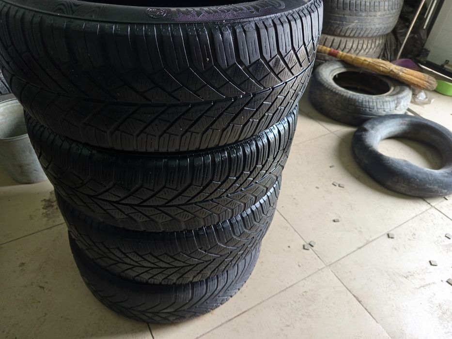 Продам шины комплект