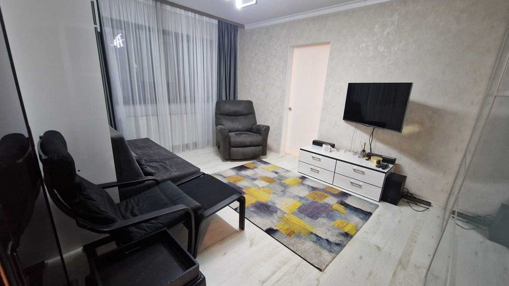 Inchiriere apartament 2 camere Malu Rosu