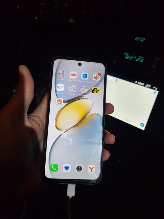 Techno spark go  продам 64 гб продам 18000