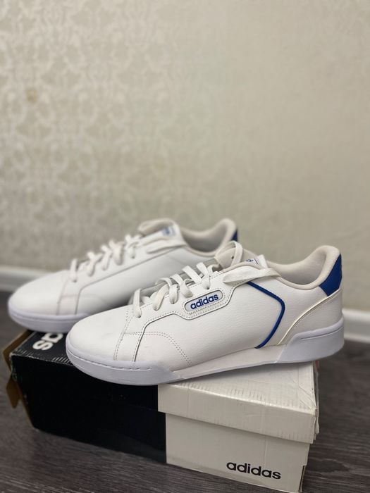 Крассовки adidas