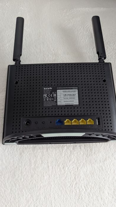 router wireless Tenda AC9  - AC1200 Smart Dual-Band Gigabit WiFi Router