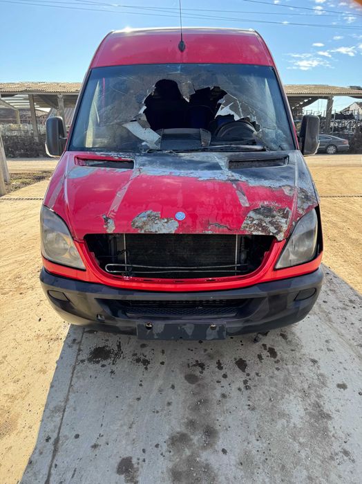 Dezmembrez Mercedes Sprinter w906 3.0 v6 Euro 5 Punte dubla, Cutie 6tr