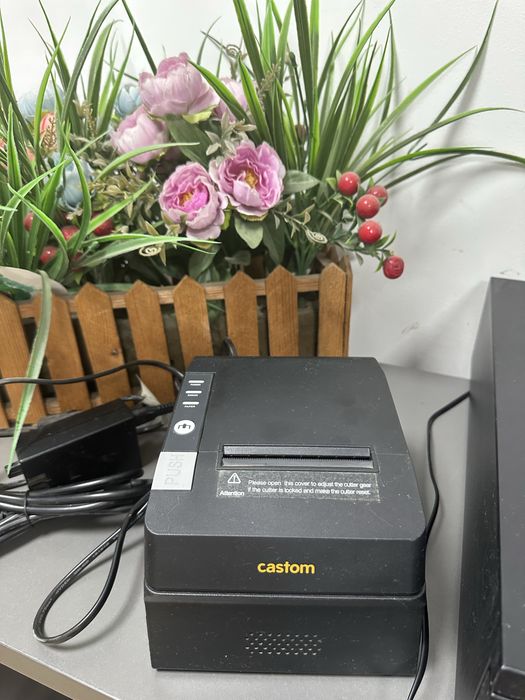 Моноблок в комплекте принтер чеков ящик денежный