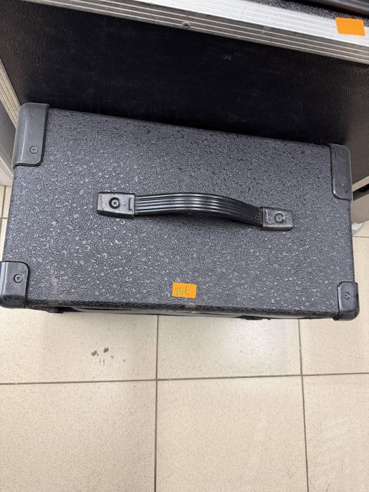 Китарен усилвател Laney