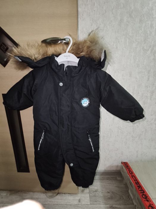 Продам детский зимний комбинезон