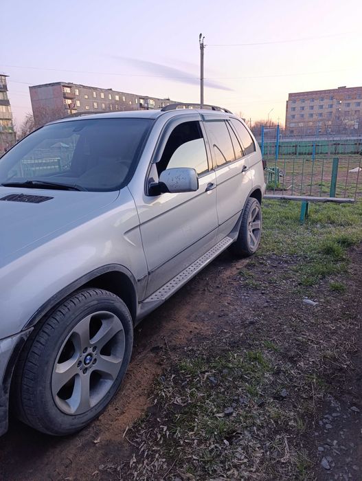 Продам БМВ х5 е53