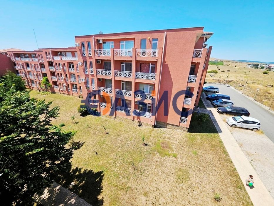 Продава се Двустаен апартамент в к.к. Слънчев бряг - 58 кв.м за 819 €/кв.м - Снимка #11