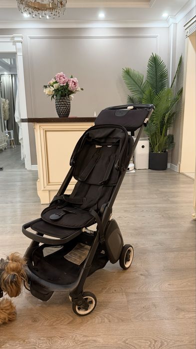 Коляска bugabo в  хорошем состоянии