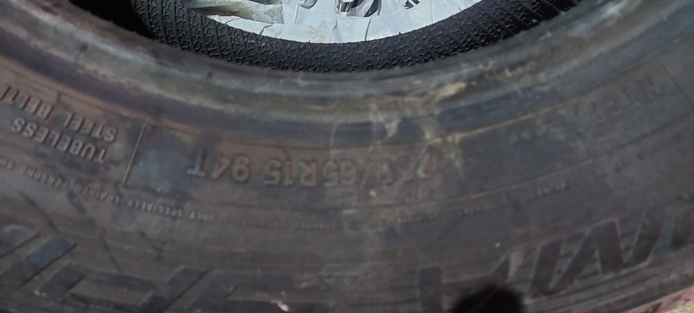 Продам зимние шины б/у