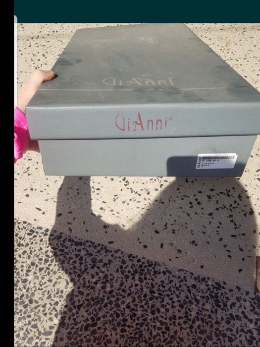 Дамски оригинални маратонки nike и ботуши GiAnni