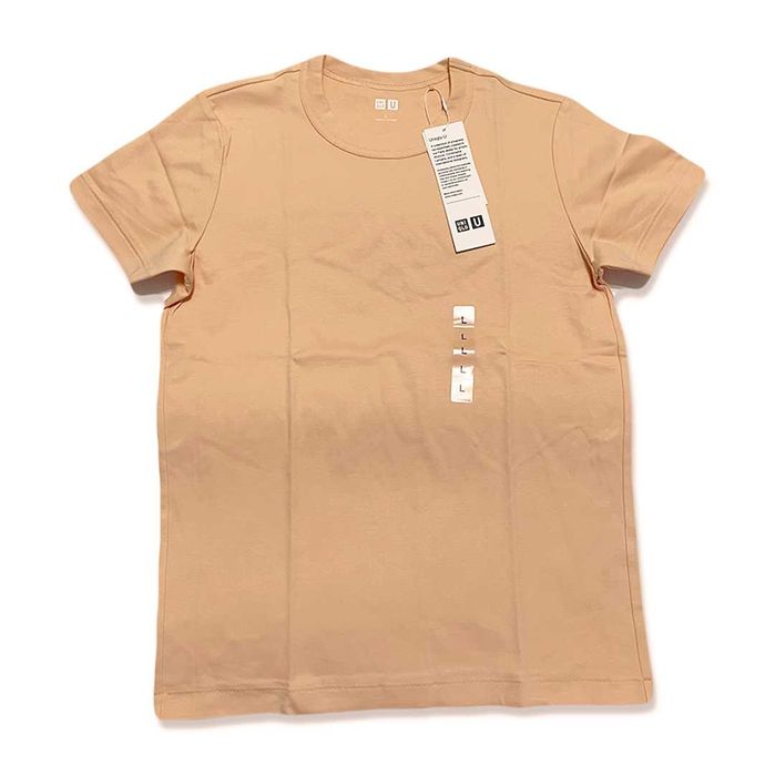 Новая базовая футболка Uniqlo