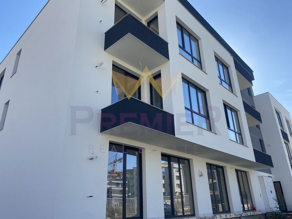 Продава се Тристаен апартамент в София, Малинова долина - 129 кв.м за 1996 €/кв.м - Снимка #6