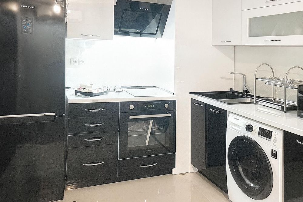 Дава се под наем Двустаен апартамент в Пловдив, Младежки Хълм - 68 кв.м за 612 € - Снимка #1