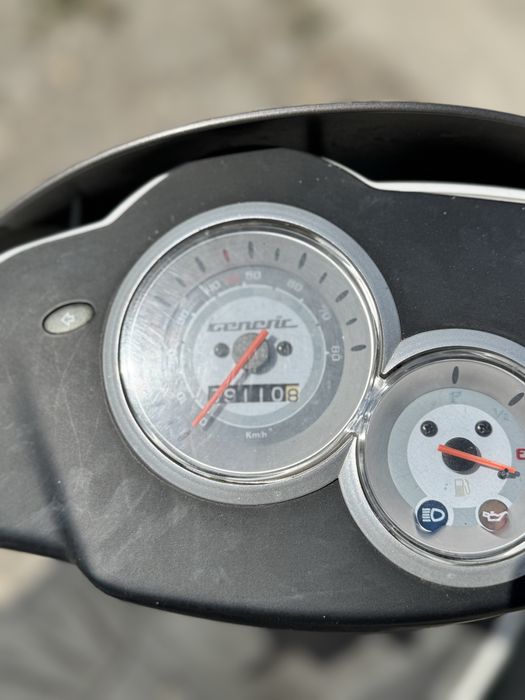 Скутер подлежащ на ремонт