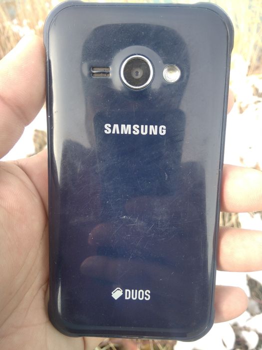 Samsung J1 ACE tinniq ishlatishga aybi yo