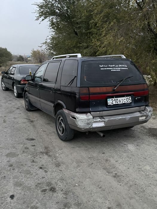 Mitsubishi Space Wagon 1993 год обмен
