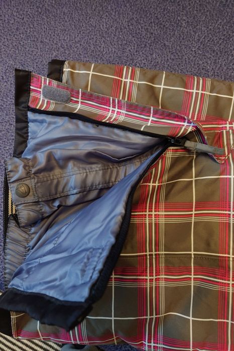 Vând pantaloni de ski damă