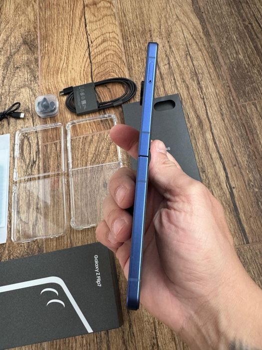 Samsung Z Flip 7 (schimb cu Fold 7, Samsung s24 ultra, s25 ultra)