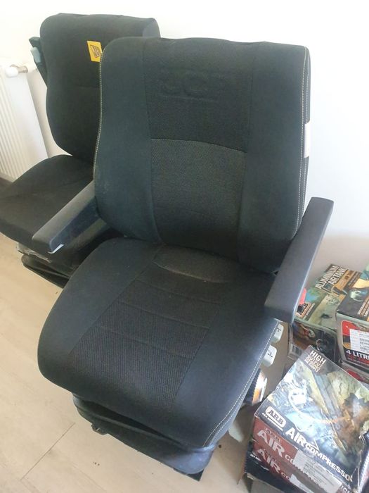 Scaune excavator jcb