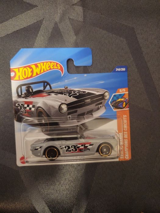 HotWheels | Treasure Hunt | Triumph TR6