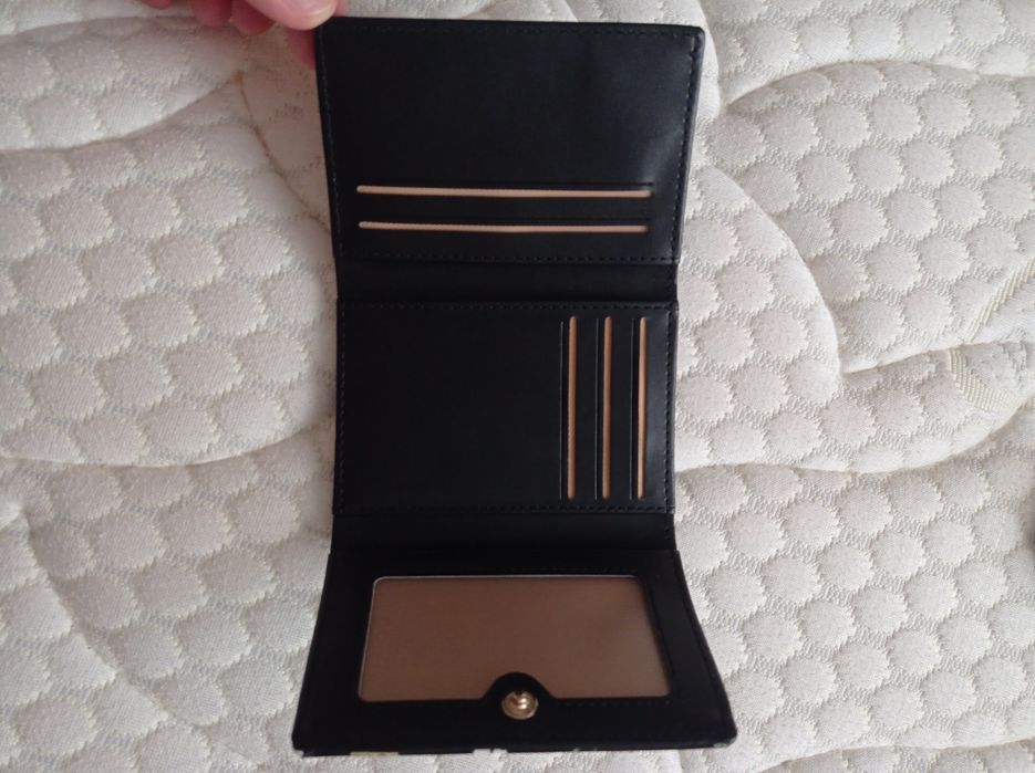 Женский маленький кошелек