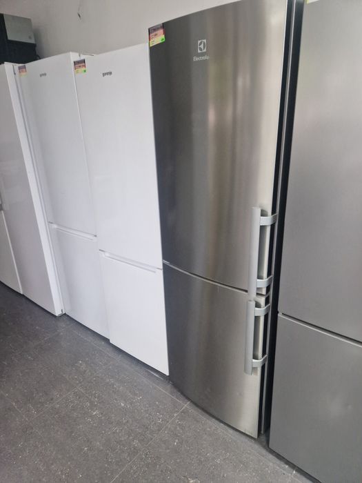 Хладилник с фризер Electrolux A++ No Frost