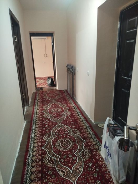 7-мкр.да жойлашган 2 хонали квартира оилага ижарага берилади