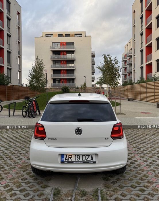 VOLKSWAGEN Polo 0 — imagine 3
