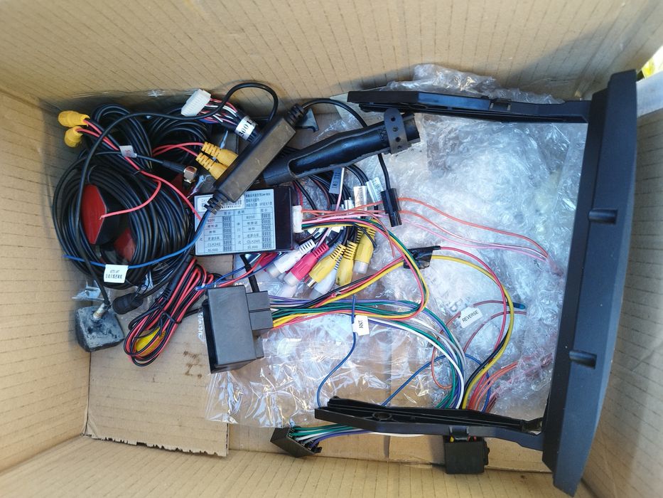 Андроит Мултимедия за Мерцедес Е класа