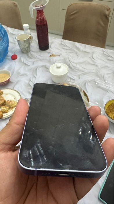 Iphone 12, 77 АКБ