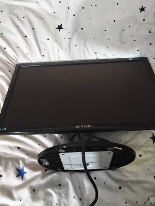 Monitor LCD cu intrare VGA