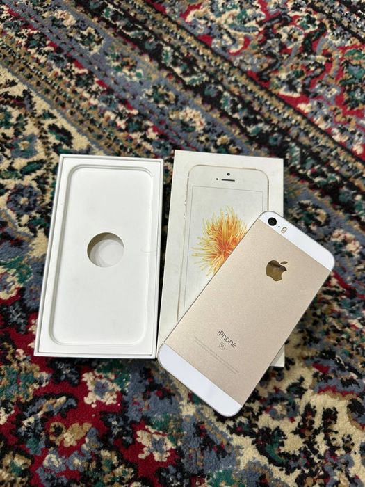 iPhone se2016 64 gb iPhone 7 32gb