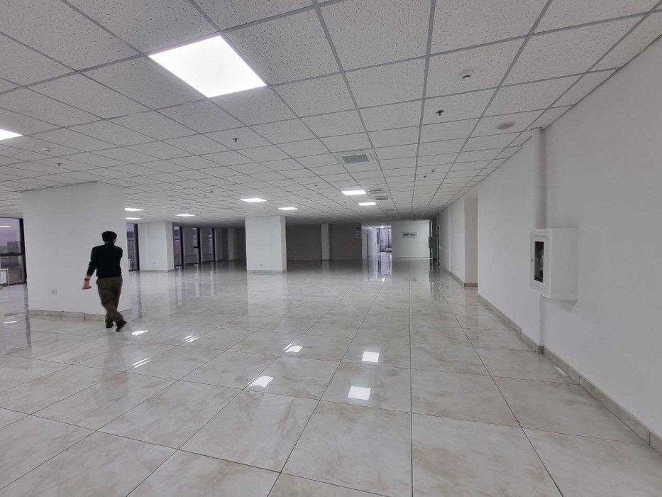 Аренда Помещение Бизнес центр
 Яшнабад,  Ориентир: улица Махтумкули