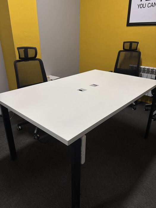 Офисный стол Старый