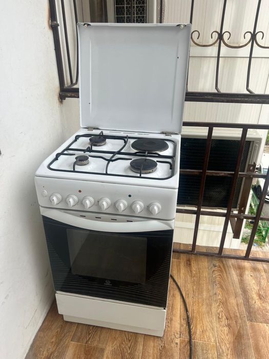 Газовая плита Indesit