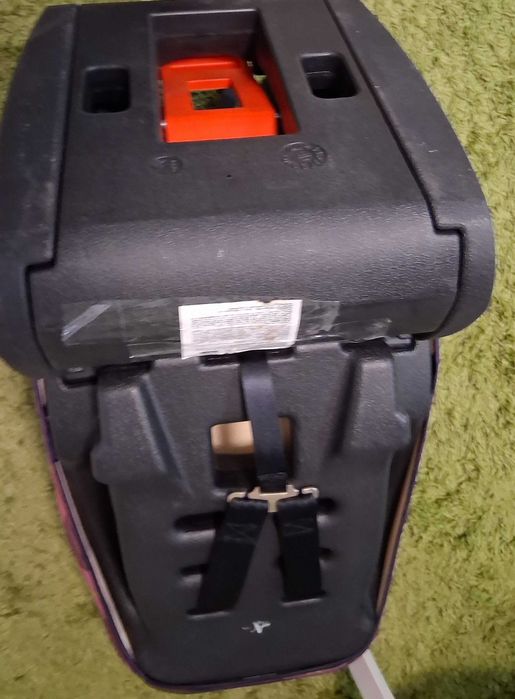 Детско столче за кола