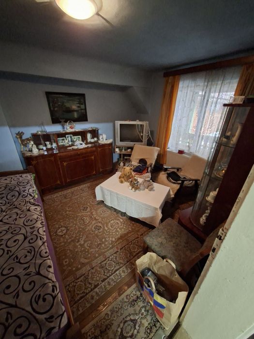 Apartament la casa