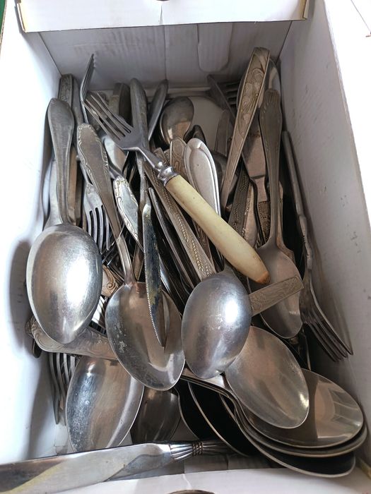 Ложки, вилки, ножи