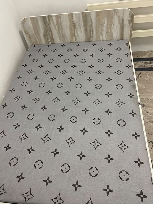 Б/У полтораспалка